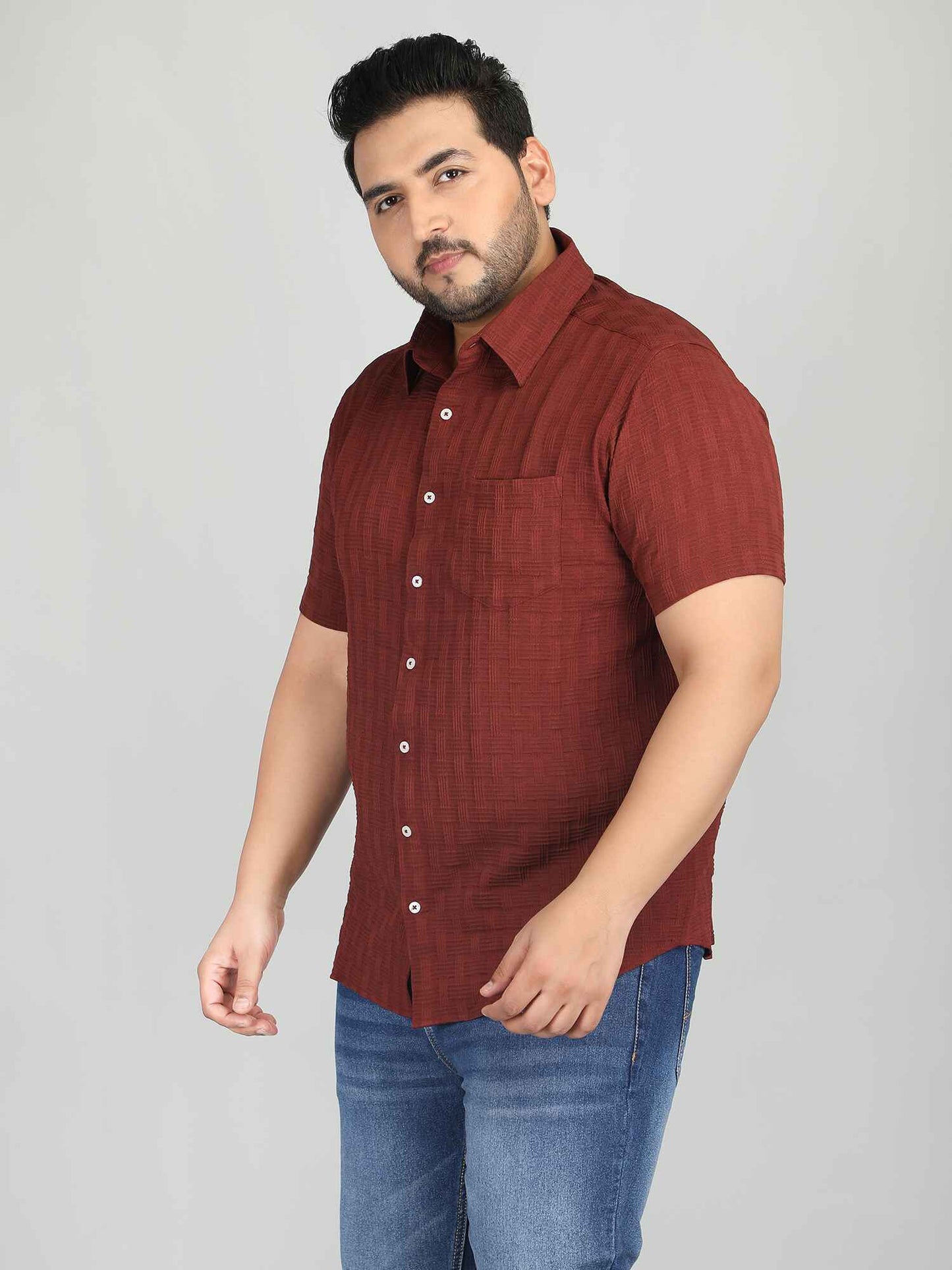पुरुषों के लिए आलीशान साइज़ रेगुलर फिट शर्ट हर अलमारी के लिए आवश्यक कैज़ुअल वियर - ग्रेस