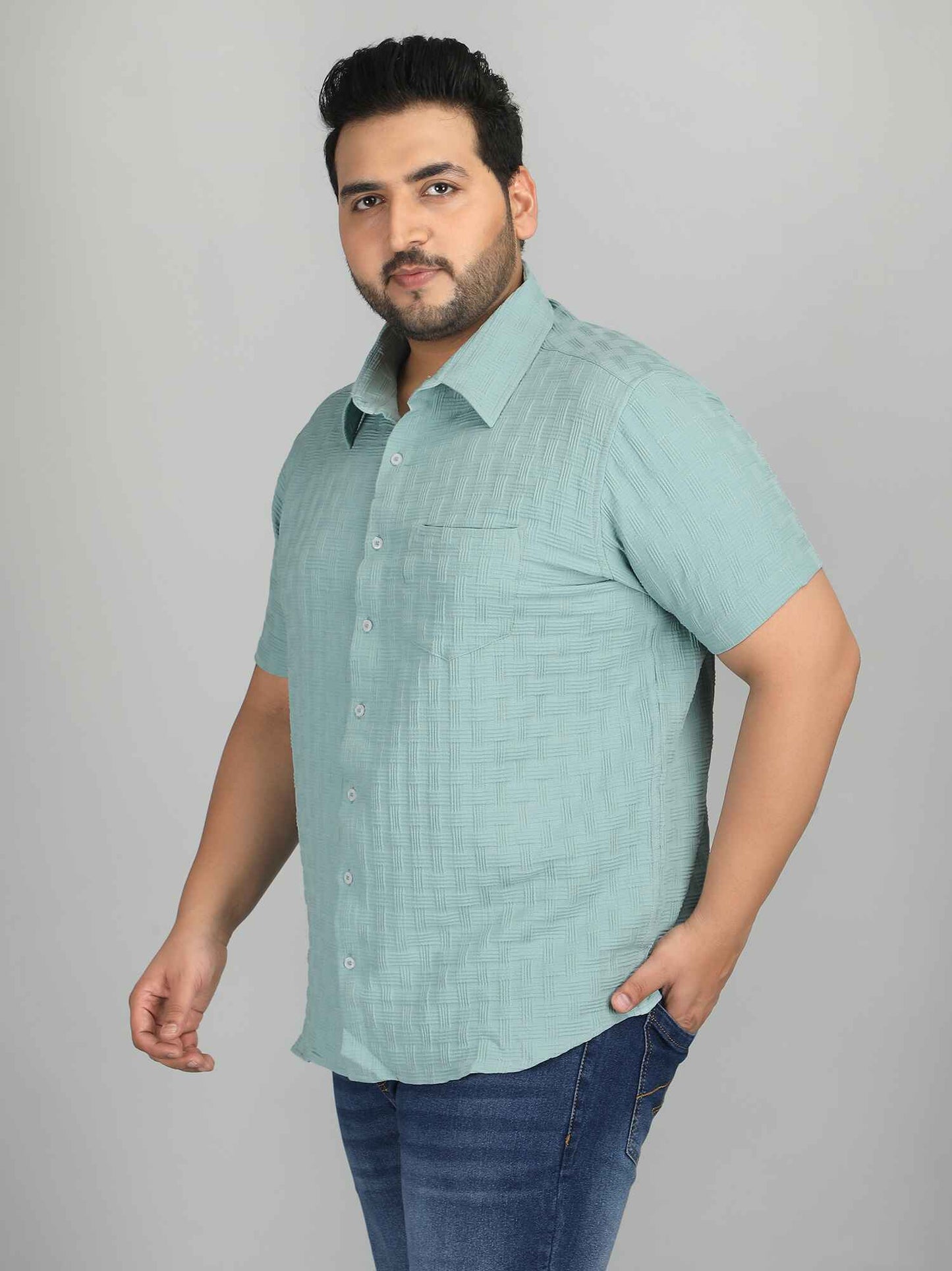 XL वियर रेगुलर फिट पुरुषों की शर्ट - हर अलमारी के लिए आवश्यक कैज़ुअल वियर - CLORY