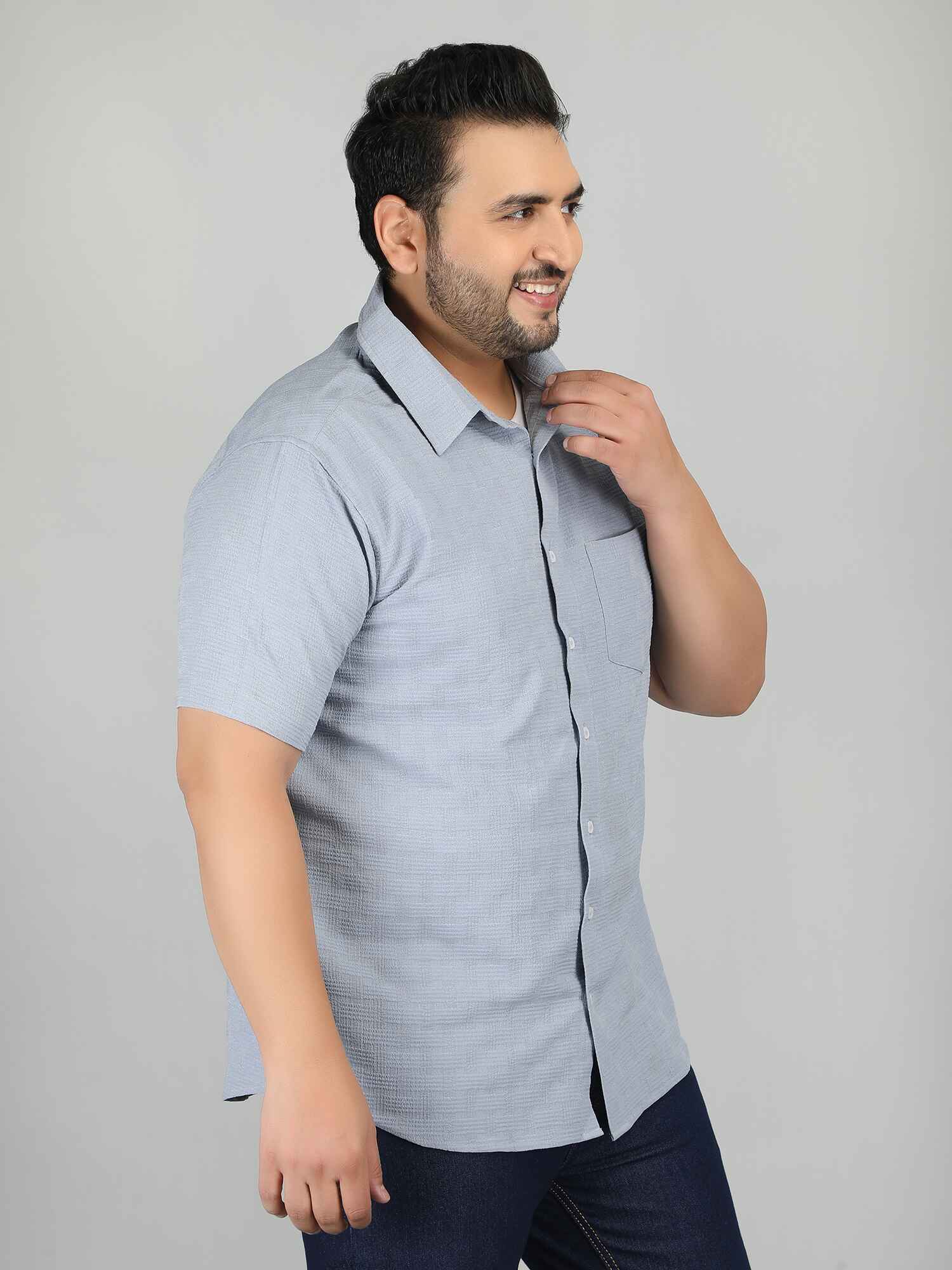 قميص رجالي بمقاسات كبيرة مناسب لكل خزانة ملابس - TREND