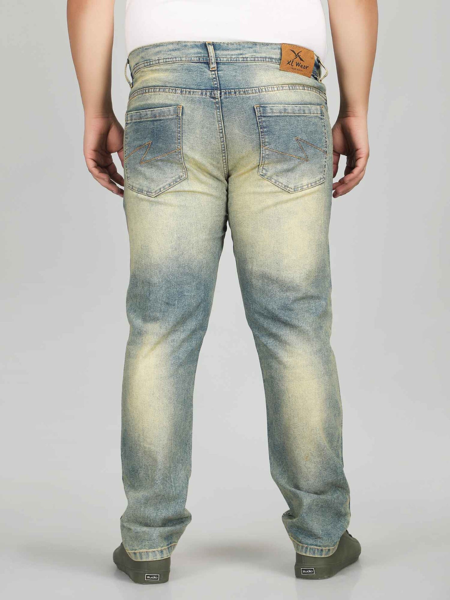 XL वियर प्लश साइज़ डेनिम पुरुषों के लिए एंजाइम वॉश - टैंगो